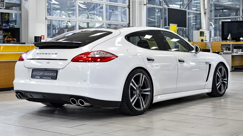 Porsche Panamera 4S 4.8 V8 PDK Image 6