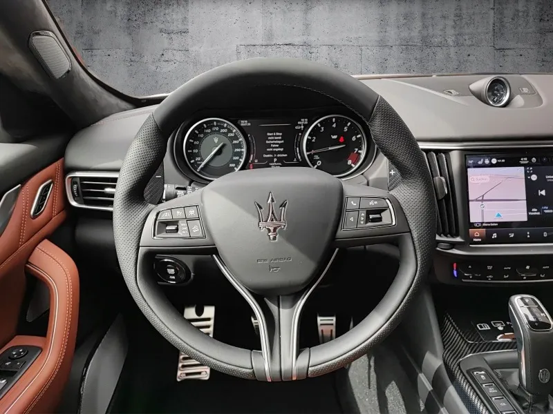 Maserati Levante Trofeo =NEW= Carbon Interior/Panorama Гаран Image 7