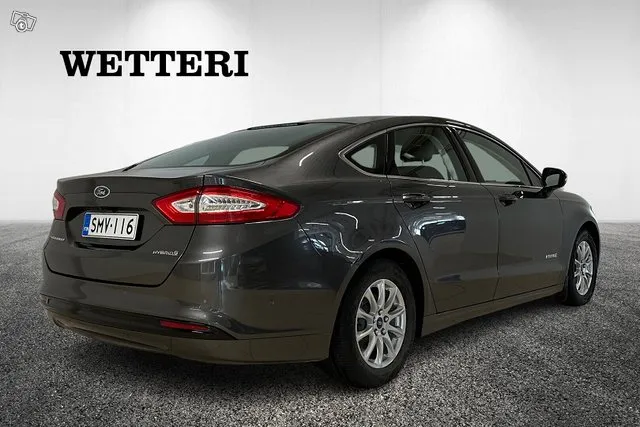 Ford Mondeo 2,0 187hv eCVT Titanium HEV Edition 4D Image 4