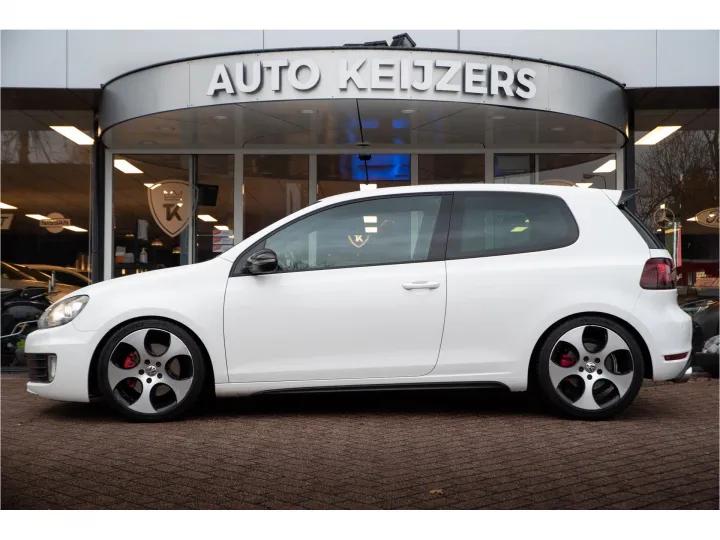 Volkswagen Golf 2.0 GTI  Image 3